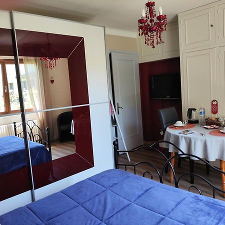 Colmar Room,Chambre Privee Chez L'Habitant,Parking Voiture Devant La Maison,Garage Moto Et Velo Exterior photo